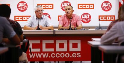 Los secretarios generales de CCOO y UGT, Ignacio Fern&aacute;ndez Toxo y Pepe &Aacute;lvarez.