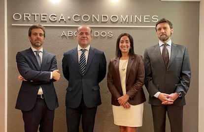 De izquierda a derecha: Luigi Chicco, Jorge Sánchez, Maya Sequeira y Javier Condomines.