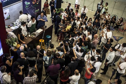 La pandilla de la leche de tigre en una demostración en el Foro Internacional de Turismo y Gastronomía de Lima.