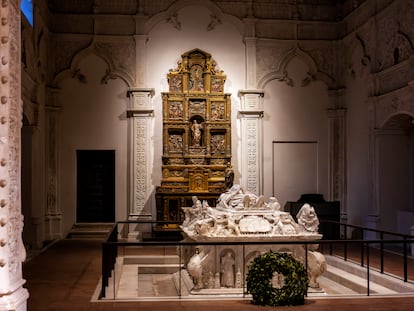 Al fondo, retablo de Santa Águeda, en la capilla de San Ildefonso de la Universidad de Alcalá, cedido a la institución en 1943.