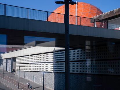 Inmediaciones del centro comercial Màgic de Badalona.