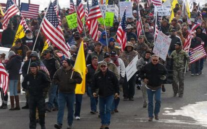 Manifestación en Burns, Oregon, antes de la toma del refugio.