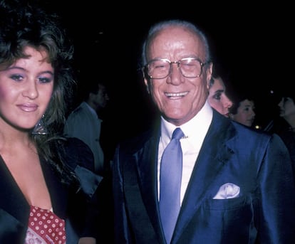 Patricia Gucci junto a su padre, Aldo Gucci, en 1982.