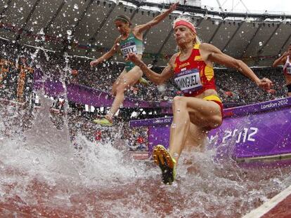 Domínguez in the eye of the storm