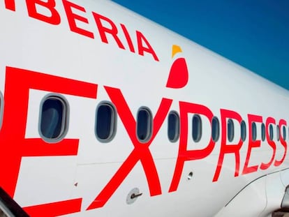 Un avión de Iberia Express, la filial lowcost de Iberia