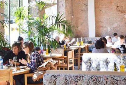 Comedor del Flax &amp; Kale, en Barcelona. 