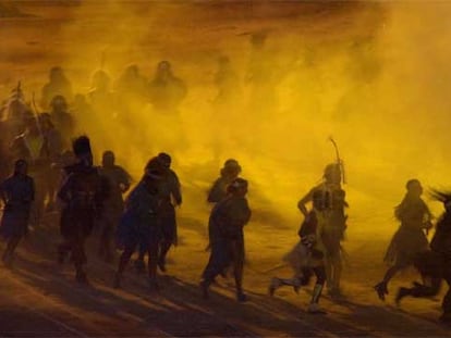 Un grupo de danza de aborígenes australianos, durante la ceremonia de apertura de los Juegos Olímpicos de 2000 en Sidney.
