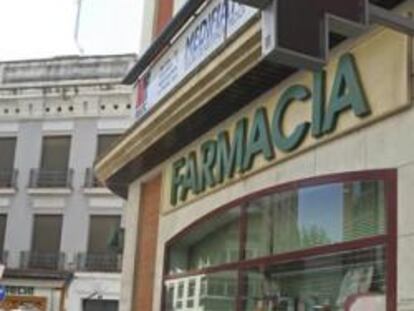 Una de las farmacias de Ciudad Real que cerraron para protestar por los impagos de la Junta