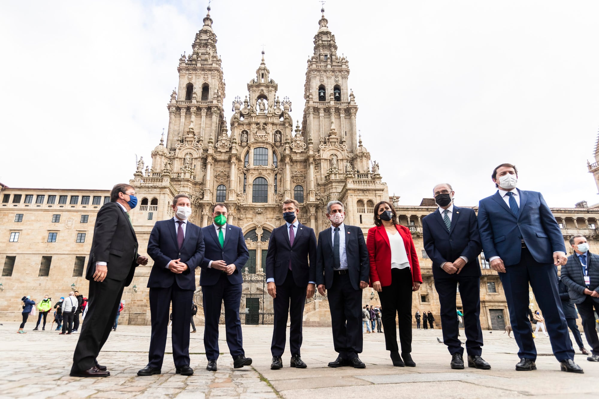 Foto de familia en el marco de la Declaración de Santiago, en noviembre de 2011. De izquierda a derecha, los entonces presidentes de Extremadura, Castilla-La Mancha, Asturias, Galicia, Cantabria, La Rioja, Aragón y Castilla y León, este martes, en Santiago.