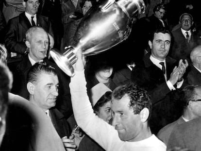 La vida y carrera de Paco Gento, en imágenes