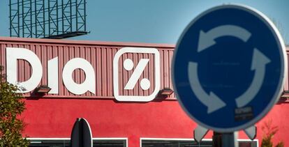 Logotipo de Dia en un supermercado de la cadena en Madrid.