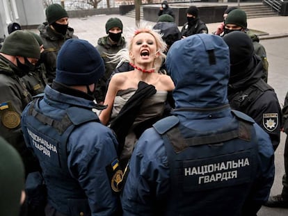 Activista de Femen durante una protesta en Kiev (Ucrania).