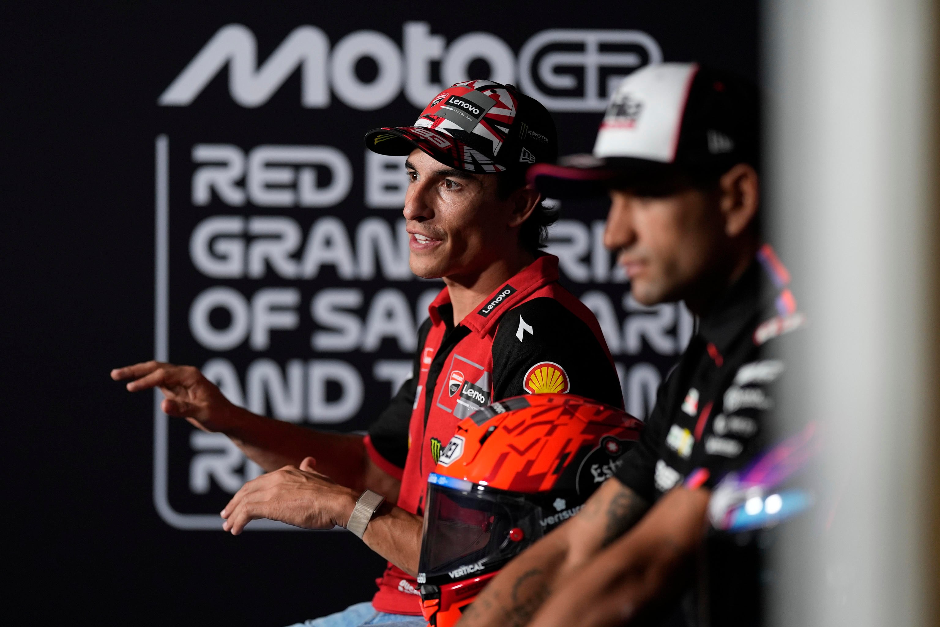 Marc Márquez no quiere que le recuerden que pilota con un brazo y medio: “Tantas preguntas me quitaban energía dentro de la pista”