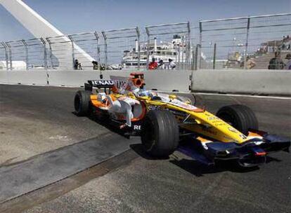 Fernando Alonso en los libres de hoy