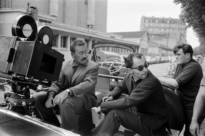 Jean-Luc Godard,  durante el rodaje de ‘Alphaville’ en París, en 1965.