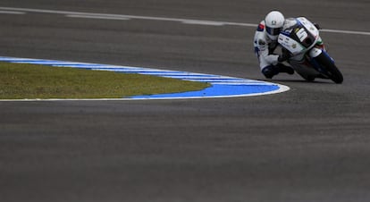 El italiano Romano Fenati durante la carrera.