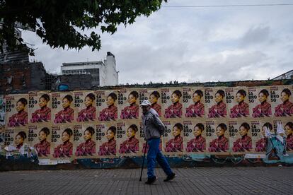 Mural con publicidad de la fórmula a vicepresidencia Francia Márquez.