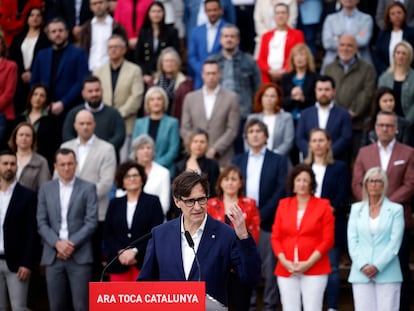 El candidato a la presidencia de la Generalitat, Salvador Illa, en un acto de precampaña.