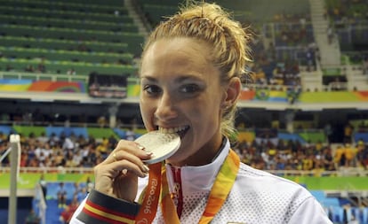 Sarai Gasc&oacute;n con su segunda medalla de plata en R&iacute;o.