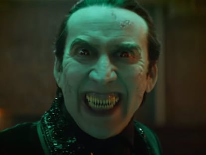 Nicolas Cage como el conde Drácula en 'Renfield'.