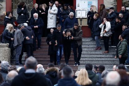 Entierro de Athina Katsara de 34 años, una víctima del accidente de tren,   en Katerini, al norte de Atenas.