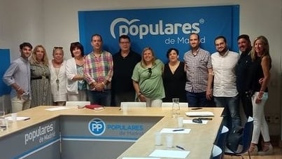 El PP de Ayuso ignoró en 2023 a una víctima que presentó una condena firme por violencia de género contra un miembro de un comité interno