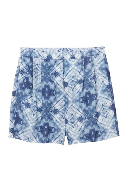 Short tejano con estampado tribal de Monki (30 euros).