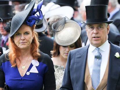 Sarah Ferguson y el príncipe Andrés, en Ascot.