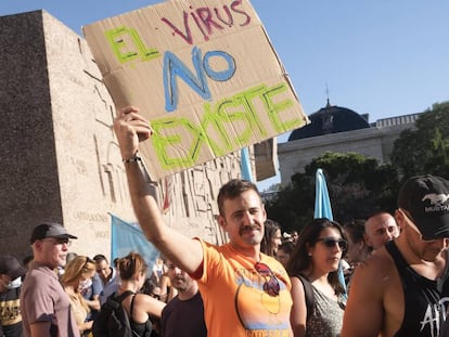 Manifestación en Madrid, en agosto pasado, de negacionistas el virus covid-19.