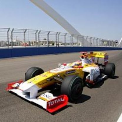 Alonso lleva la ilusión al circuito urbano de F1 de Valencia