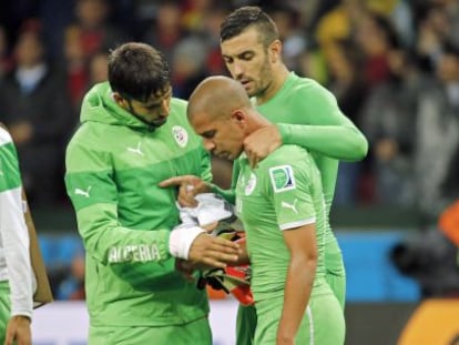 Os jogadores da Argélia depois da derrota para a Alemanha.