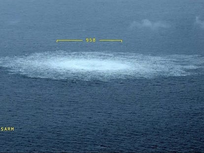 Image of the first leak in Swedish territorial waters provided by its Coast Guard.
