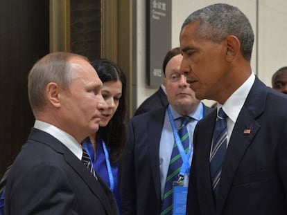 El presidente ruso, Vladimir Putin (izq.), se encuentra con su hom&oacute;logo norteamericano, Barack Obama, en el G20 de Hangzhou (China), este lunes. 