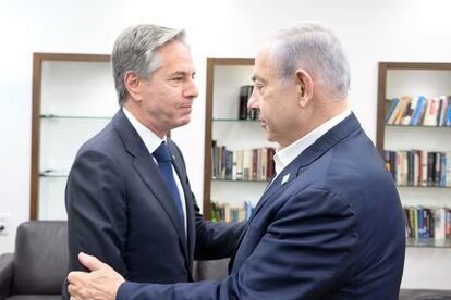 El secretario de Estado de EE UU, Antony Blinken, y el primer ministro de Israel, Benjamín Netanyahu, este viernes en Jerusalén.