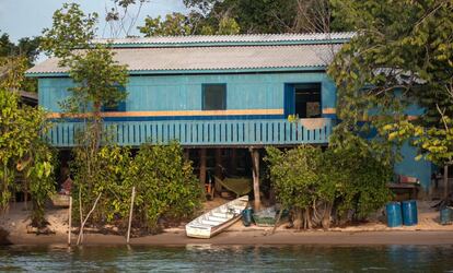 Base de fiscalização, no Refúgio de Vida Silvestre Tabuleiro do Embaubal, no rio Xingu.