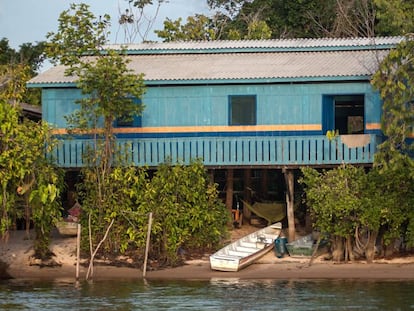 Base de fiscalização, no Refúgio de Vida Silvestre Tabuleiro do Embaubal, no rio Xingu.