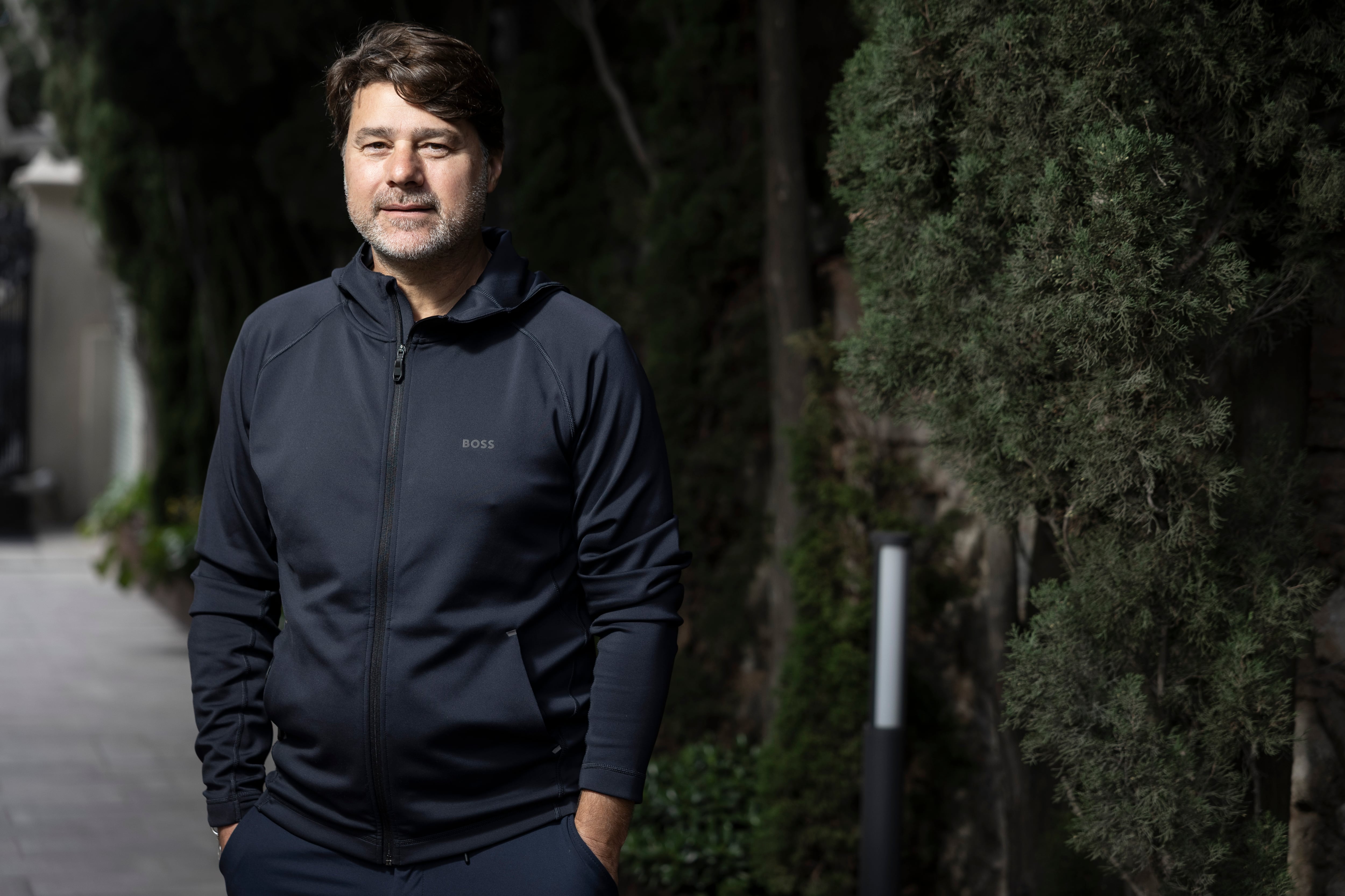 Mauricio Pochettino, seleccionador de Estados Unidos, posa en el hotel Mirlo, junto a su casa de Barcelona.