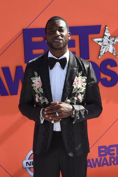 US rapper Gucci Mane poses upon arrival for the BET Awards at Microsoft Theatre in Los Angeles, California, on June 24, 2018. / AFP PHOTO / Lisa O'CONNOR