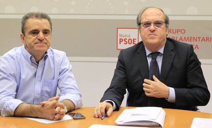 El portavoz del PSOE en la Asamblea de Madrid, &Aacute;ngel Gabilondo (derecha) y el portavoz adjunto, Jos&eacute; Manuel Franco. 