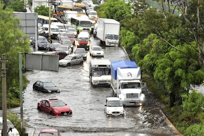 Inundaciones en la avenida Central de la Ciudad de México.