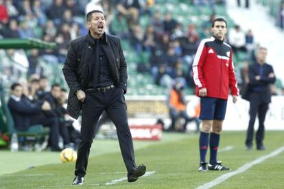 Simeone, durante el partido.