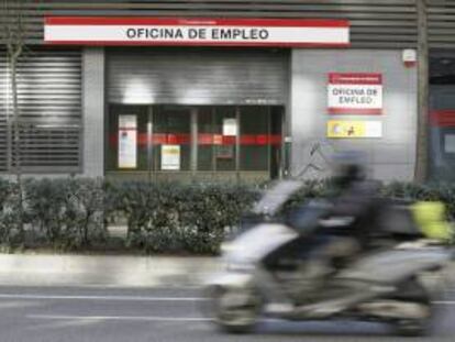 Imagen de una oficina de empleo. EFE/Archivo