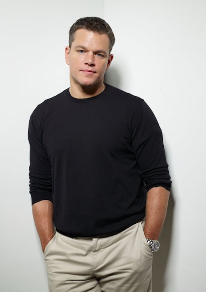 Matt Damon. Él mismo la califica como la “decisión más tonta de la historia de la actuación” y, si la valoramos únicamente desde una perspectiva económica, nadie puede llevarle la contraria. Damon todavía se lamenta por haber rechazo el papel protagonista en 'Avatar', que le ofreció James Cameron a cambió de embolsarse el 10% de la recaudación en salas del filme. Teniendo en cuenta que se convirtió en la película más taquillera de la historia, el actor se habría embolsado una nómina récord de 290 millones de dólares. Y eso sin pensar en el éxito que también tuvo la reciente secuela, El sentido del agua. Cameron le consoló públicamente en 2022: “Matt, eres una de las estrellas más grandes del mundo, supéralo”.