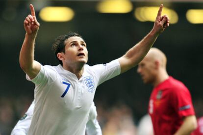 Lampard celebra su gol, el primero del partido.