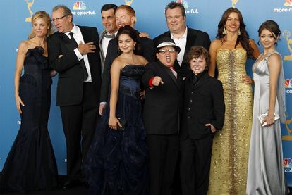 Los actores de <i>Modern family</i> recibieron seis galardones, incluidos el de mejor serie y mejor guión.