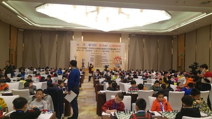 El salón donde se disputaron los campeonatos infantiles de China minutos antes del inicio de la primera ronda.