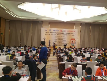 El salón donde se disputaron los campeonatos infantiles de China minutos antes del inicio de la primera ronda.