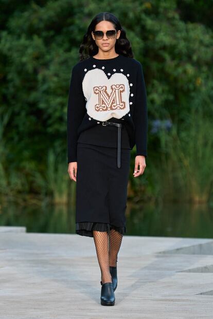 Max Mara Resort S23 Look 29