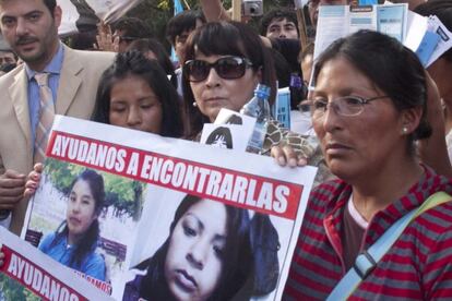 Susana Trimarco (centro), en una vigilia en 2012