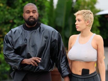Kanye West y Bianca Censori, en Los Ángeles (California), el pasado 13 de mayo.